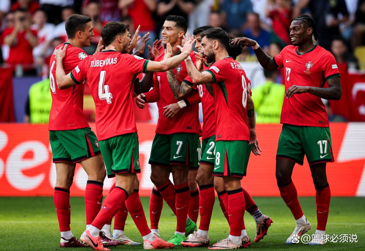 葡萄牙队完胜波兰队,林高远点燃赛场 葡萄牙队完胜波兰队,林高远点燃赛场