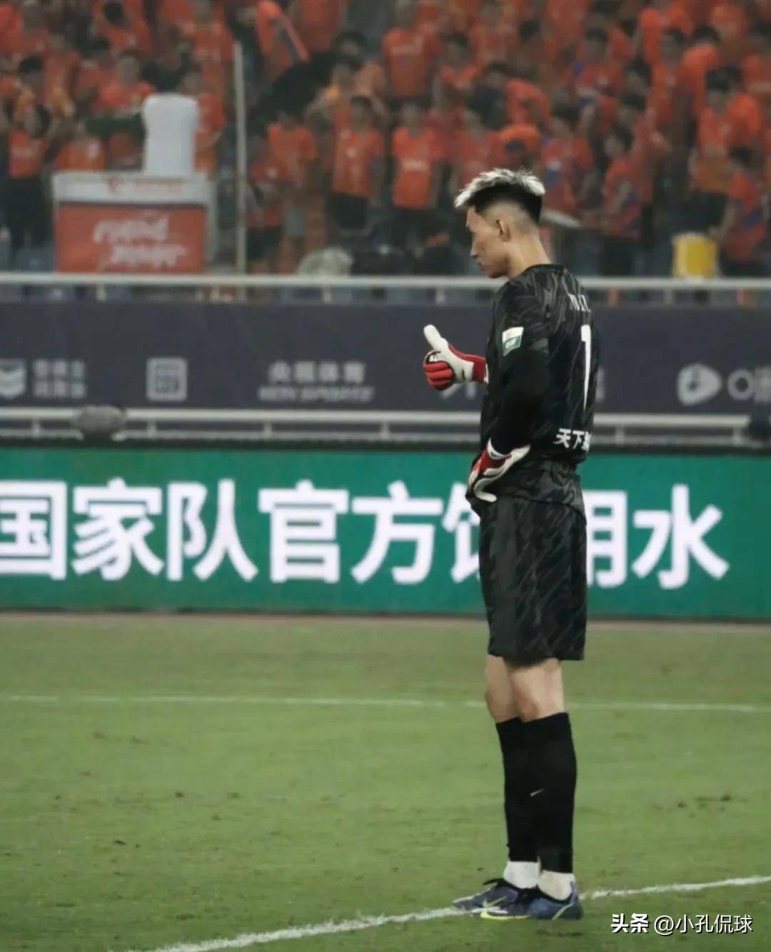 马来西亚队鏖战印度队，辛杜状态火热