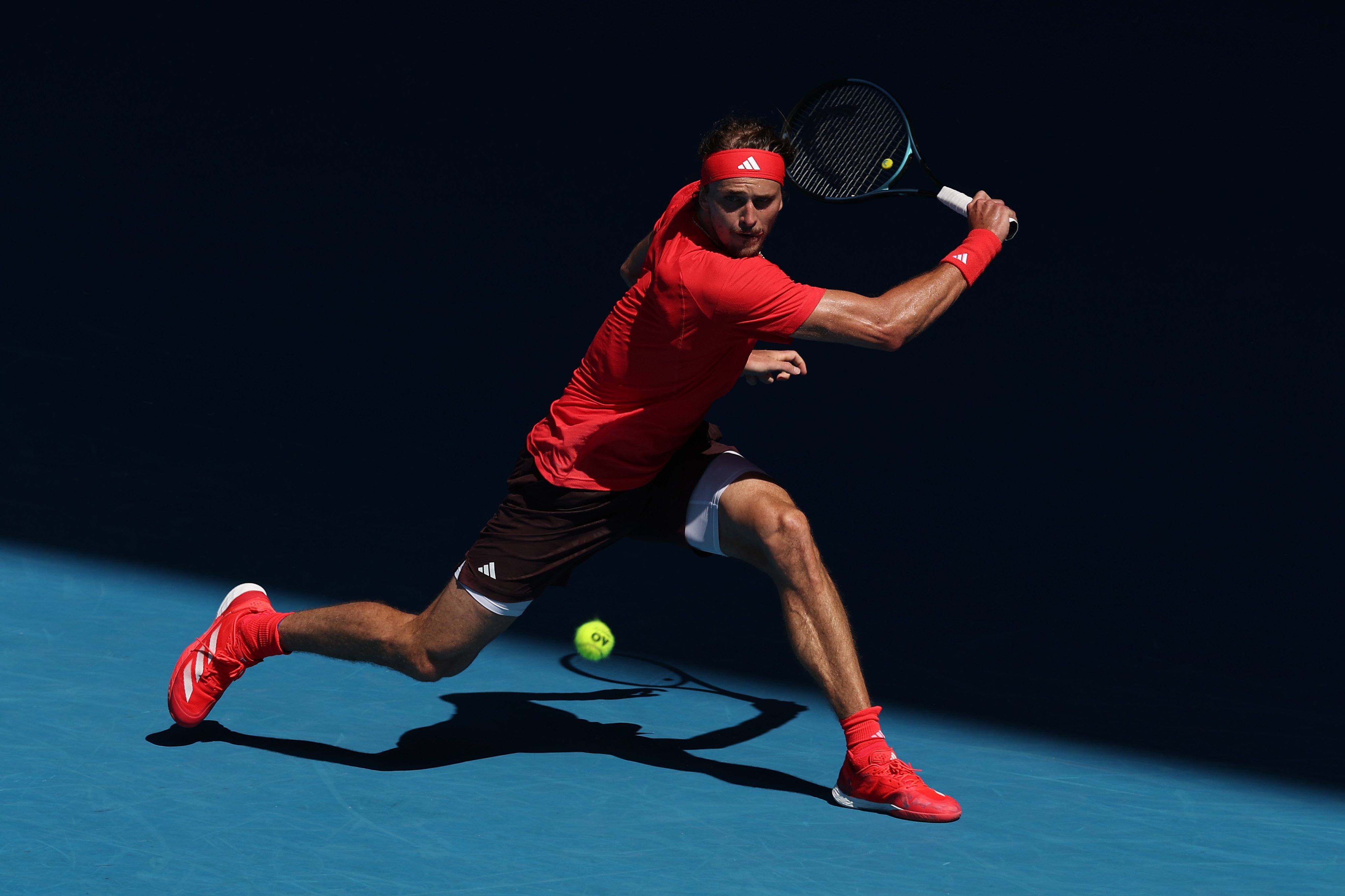 法网横扫澳网,兹维列夫关键制胜 法网横扫澳网,兹维列夫关键制胜