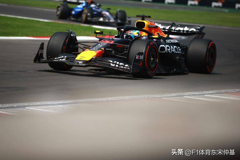 威廉姆斯鏖战索伯车队，勒克莱尔带队取胜