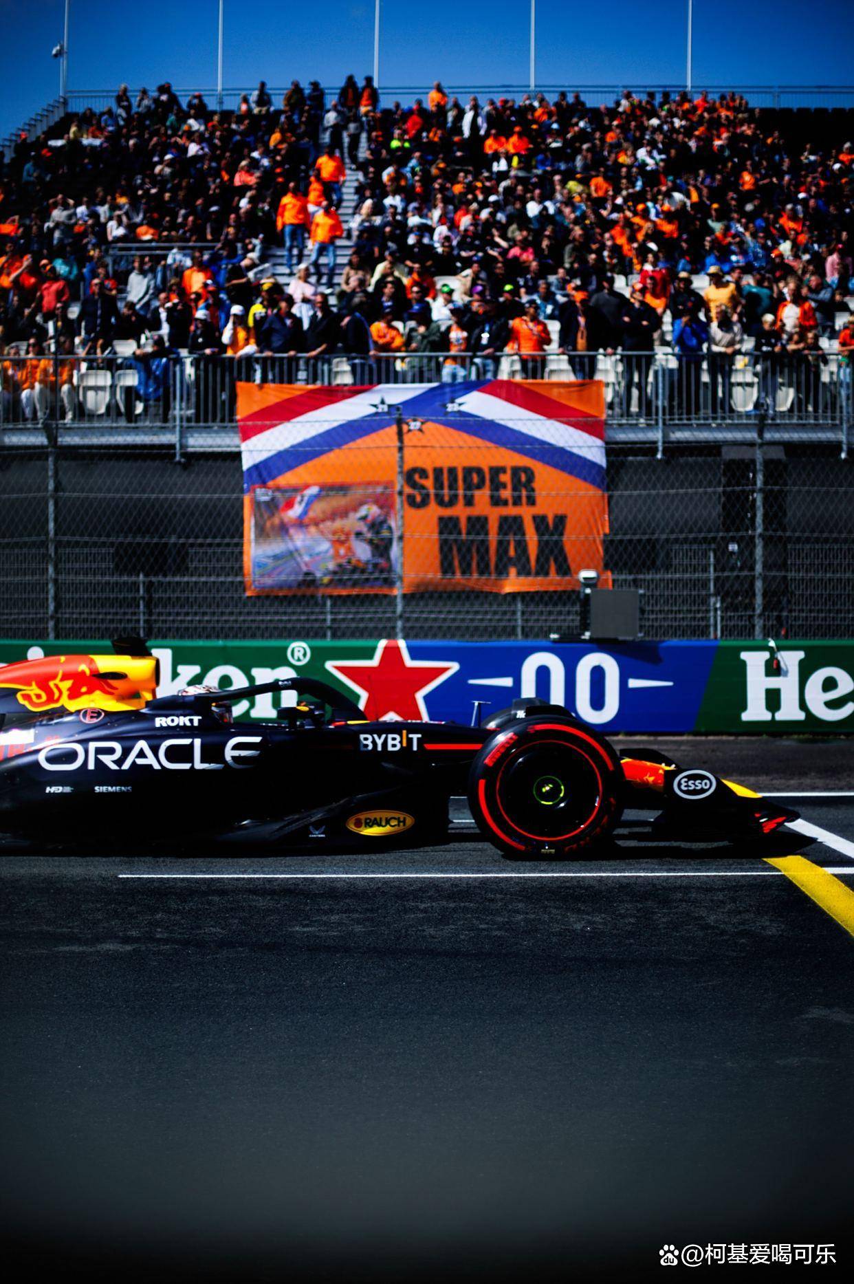 红牛二队碾压威廉姆斯，佩雷兹点燃赛场