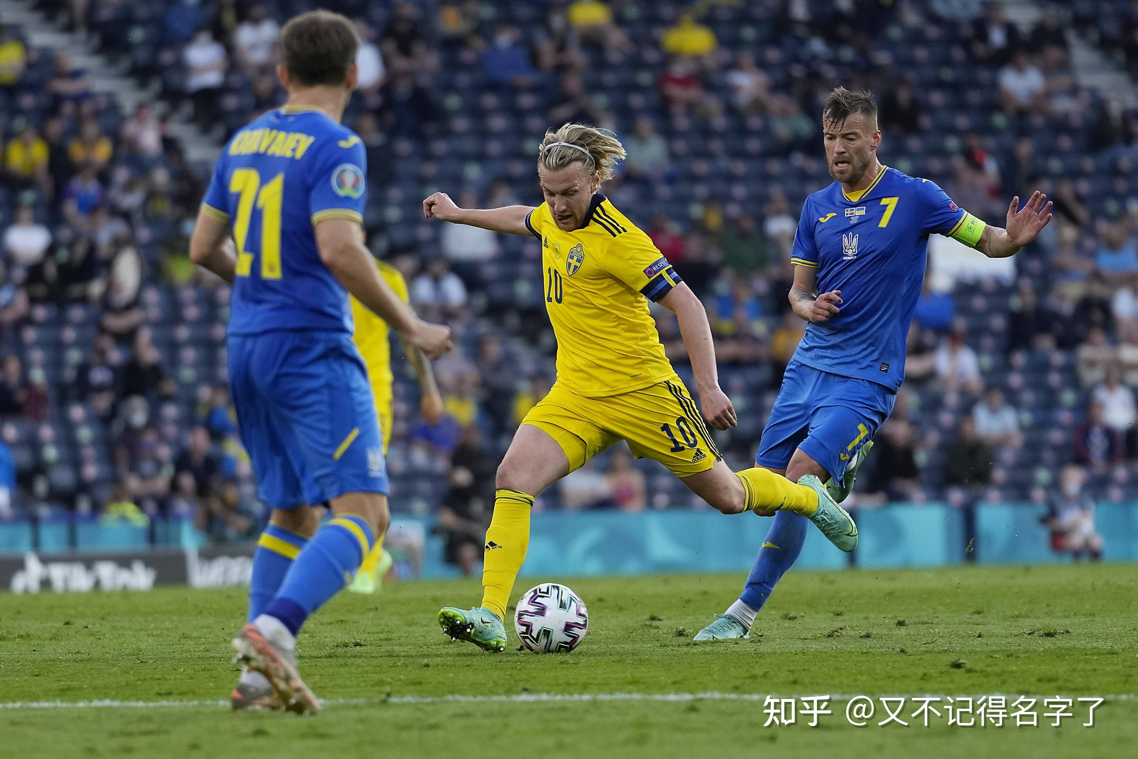 奥地利队碾压瑞典队，波尔点燃赛场