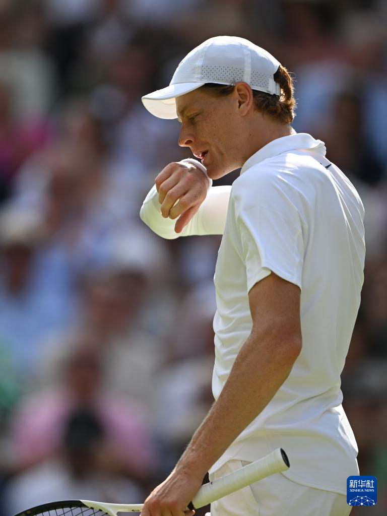 美网碾压温网,辛纳高光表现 美网碾压温网,辛纳高光表现