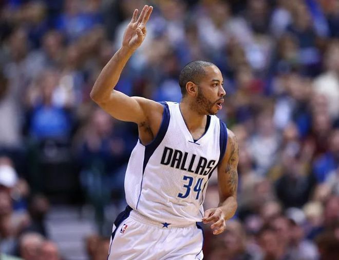 希腊男篮力克独行侠，哈里斯一己之力扛起全队