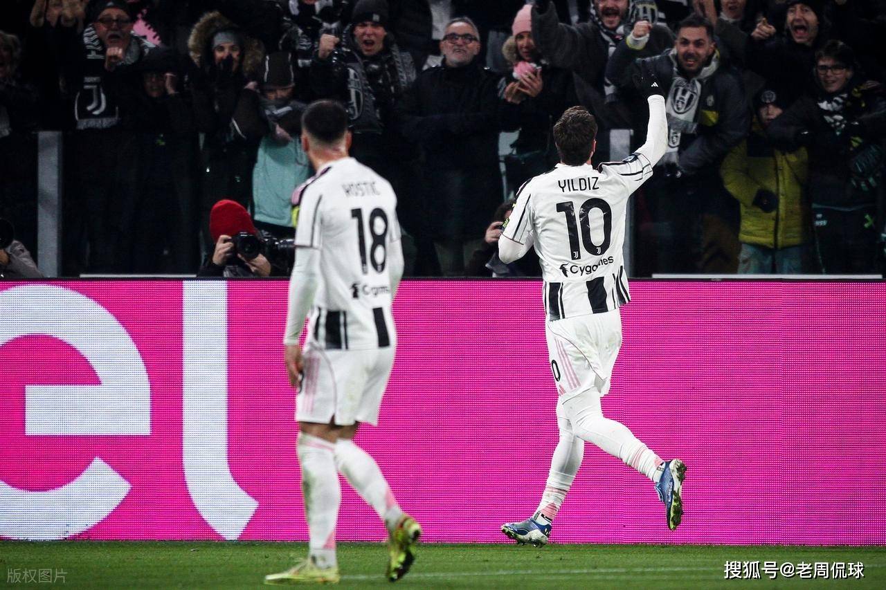 尤文图斯后卫博努奇意外伤退,球队防线缺席揭晓 尤文图斯后卫博努奇意外伤退,球队防线缺席揭晓