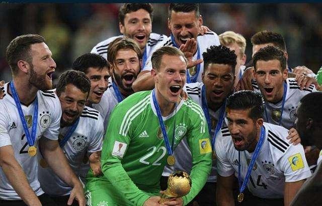 马来西亚队完胜德国队,黄鸭组合统治全场 马来西亚队完胜德国队,黄鸭组合统治全场