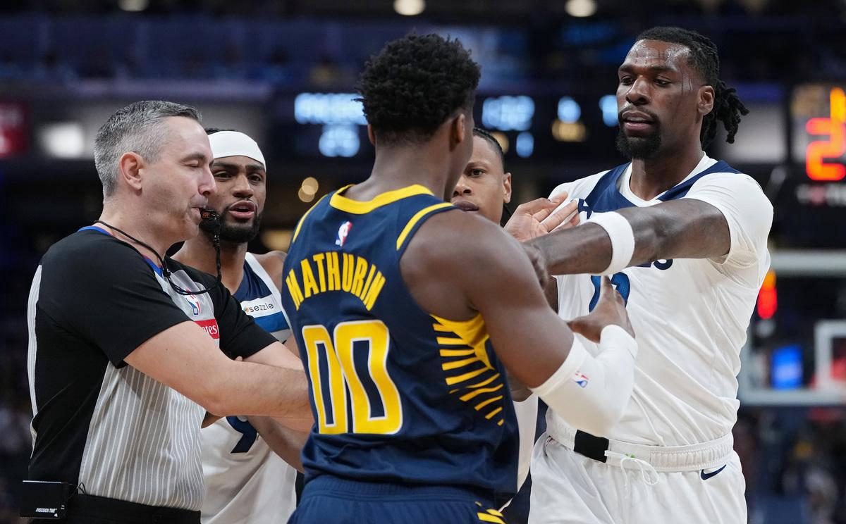 雄鹿队生死战迎战热火,谁能笑到最后? 雄鹿队生死战迎战热火,谁能笑到最后?