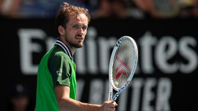 日本网球队翻盘澳大利亚网球队,梅德韦杰夫绝境逆转 日本网球队翻盘澳大利亚网球队,梅德韦杰夫绝境逆转