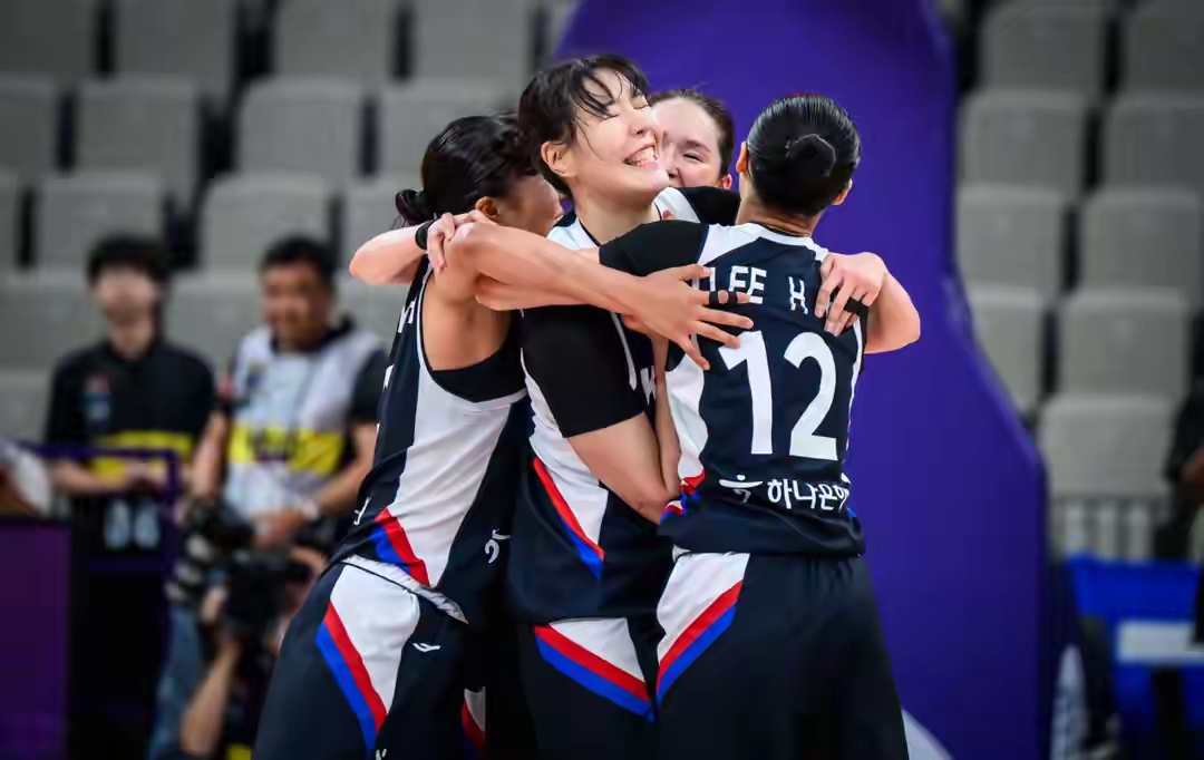 篮球比赛全端直播，球迷热情关注