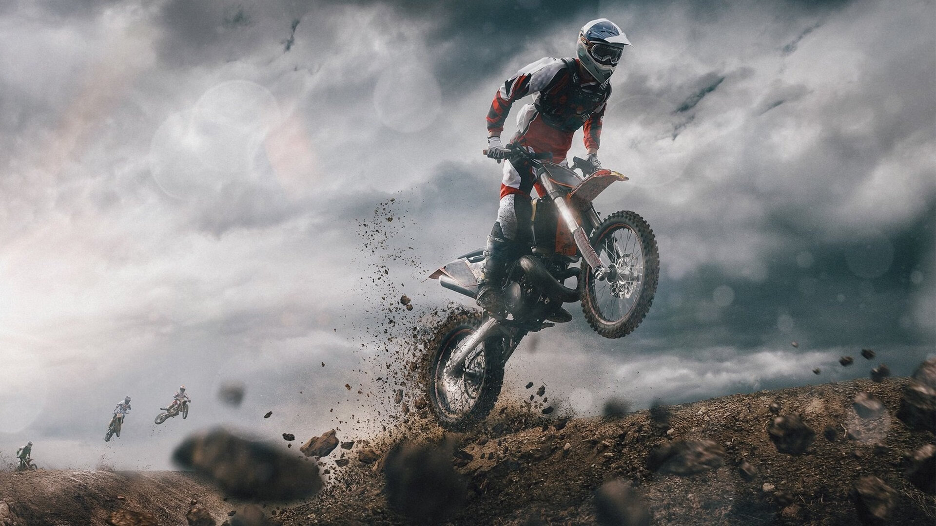 赛道上的孤勇者，周冠宇扛起哈斯车队鏖战梅赛德斯