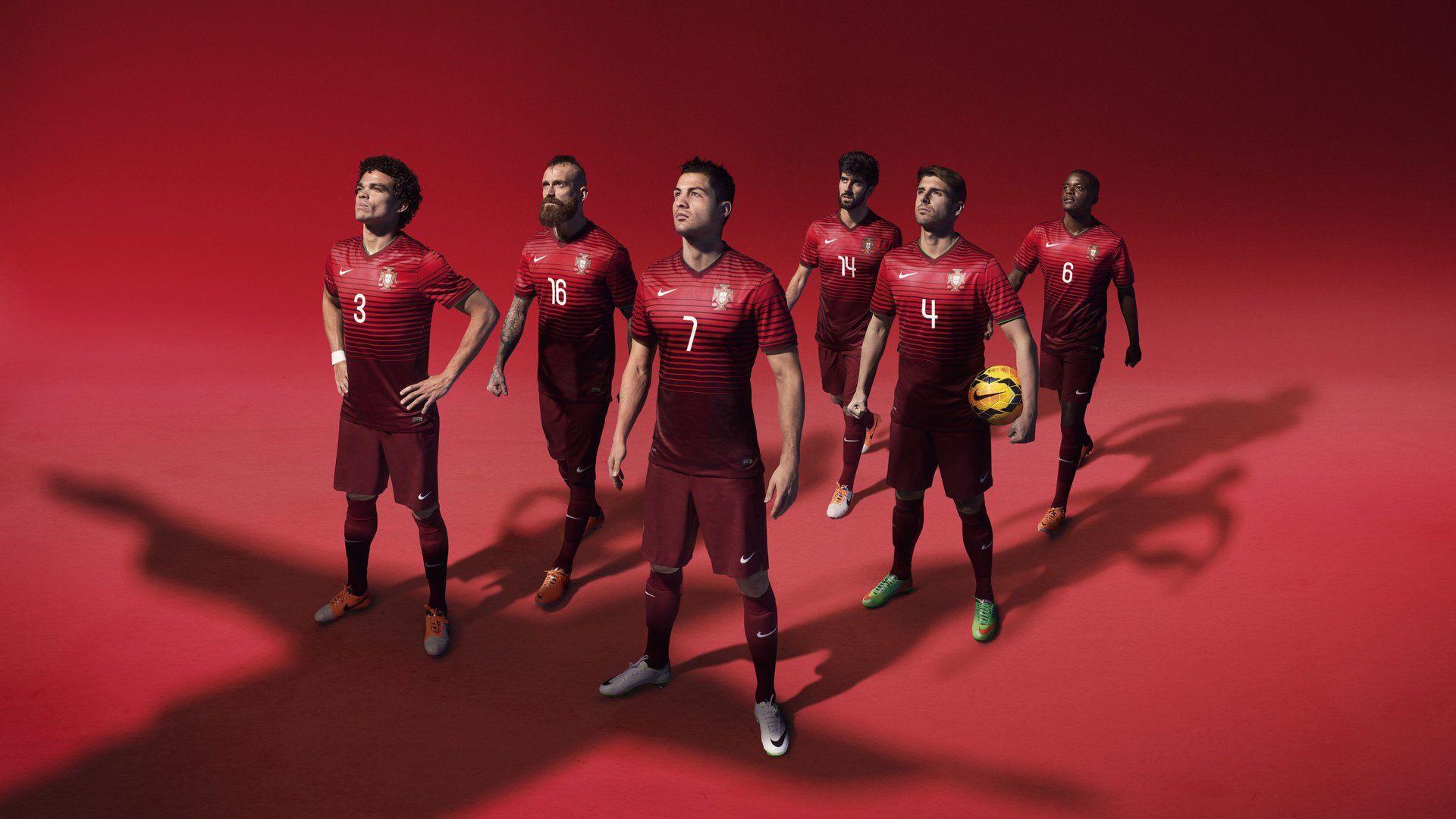 绿茵场上的轻取与乒乓台前的扛起，当葡萄牙足球遇见张本智和的孤勇